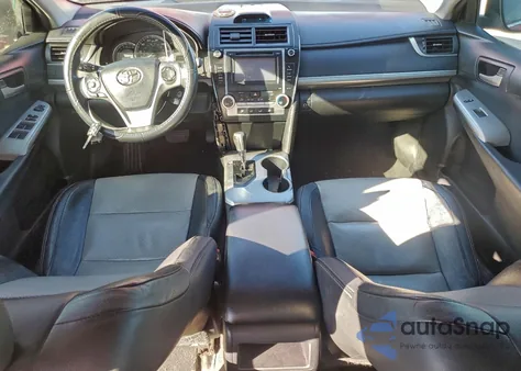 2012 Toyota Camry Base z USA, uszkodzony, nr VIN 4T1BF1FK2CU548760